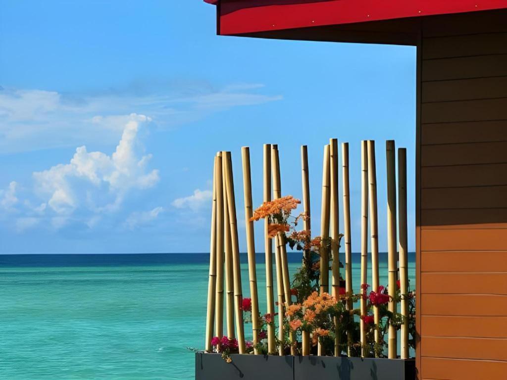 Sand Bay Resort Semporna Eksteriør bilde